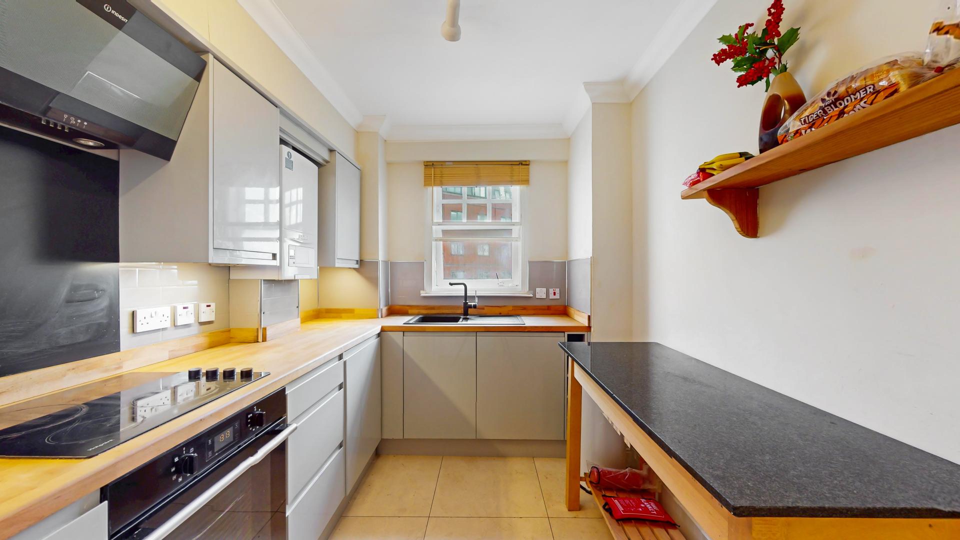Modern Large Two bedroom Apartment Exeter Road , Kilburn